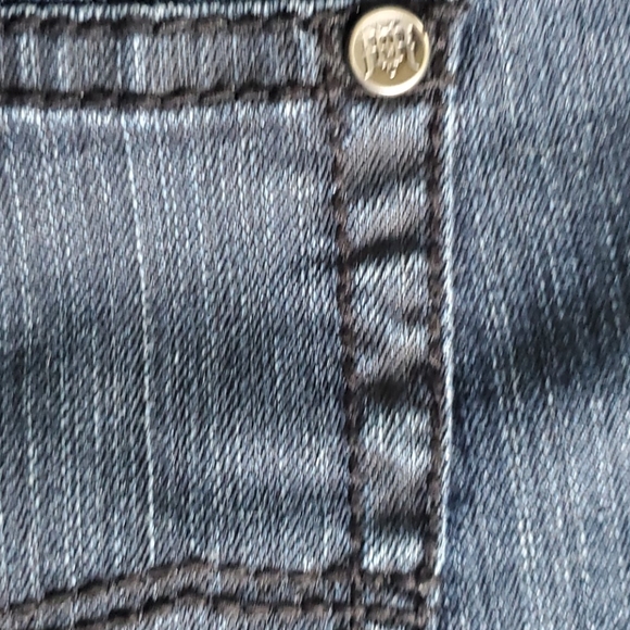 Jeans - Picture 5 of 6